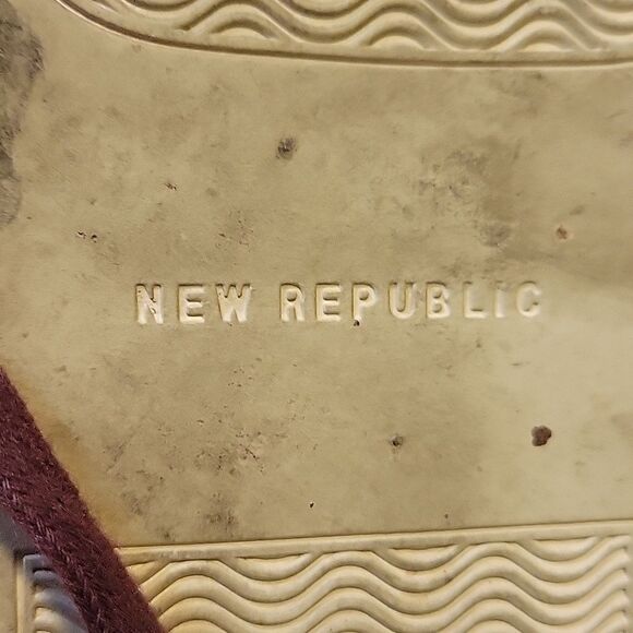 New Republic Burgundy suade sneakers. Size 11 - Picture 5 of 5